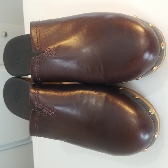 UGG Shoes - UGG Clogs, size 9